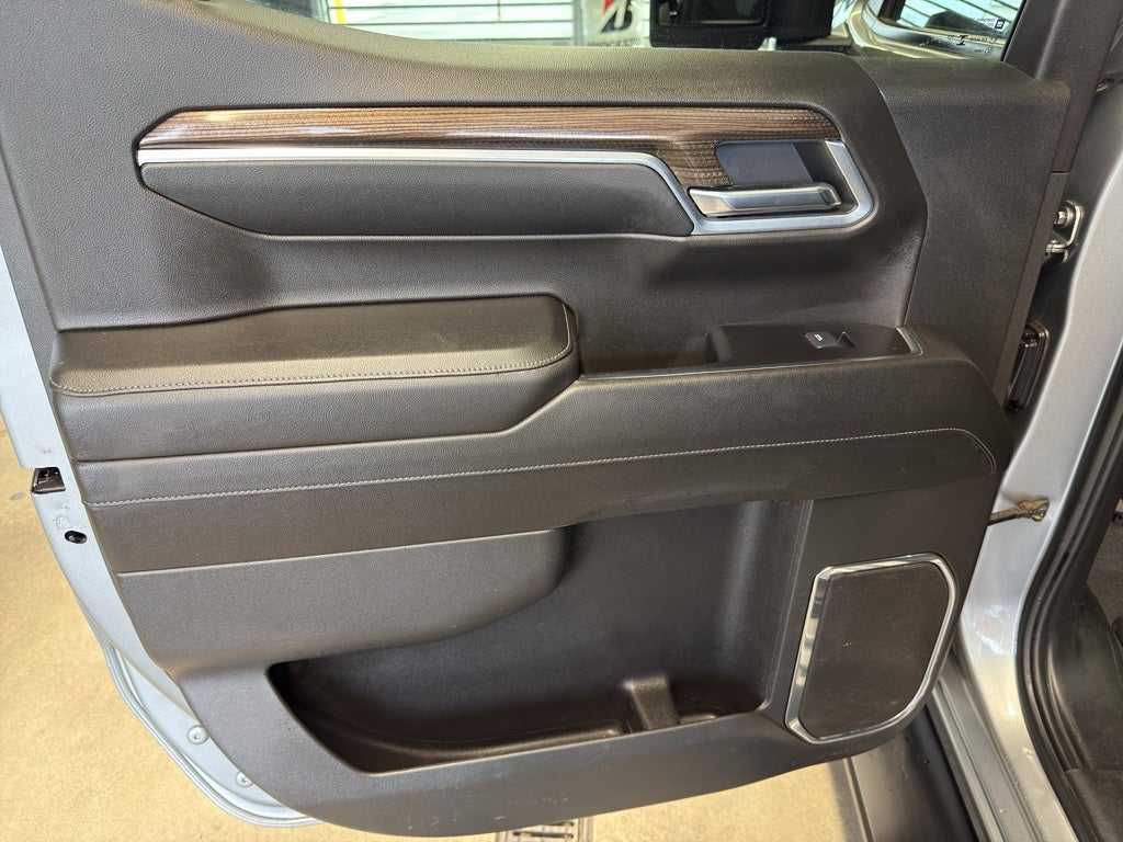 2024 Chevrolet Silverado RST