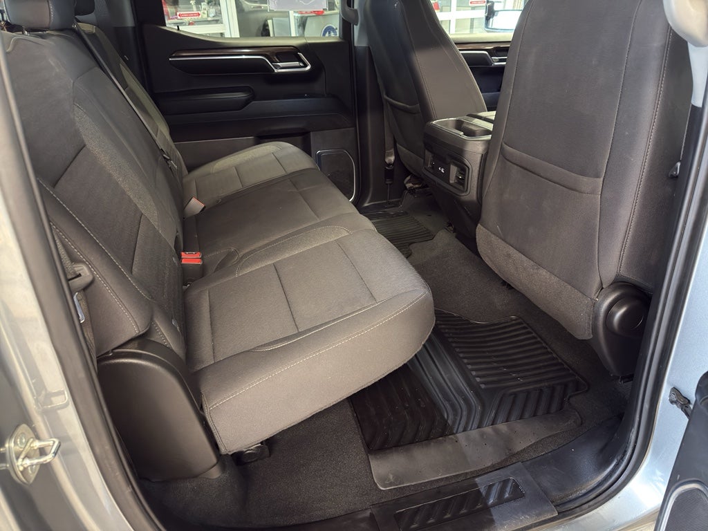 2024 Chevrolet Silverado RST