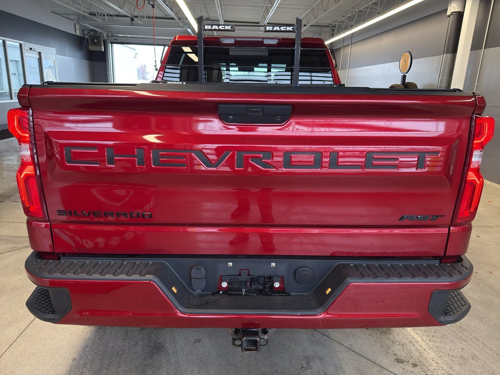 2022 Chevrolet Silverado RST