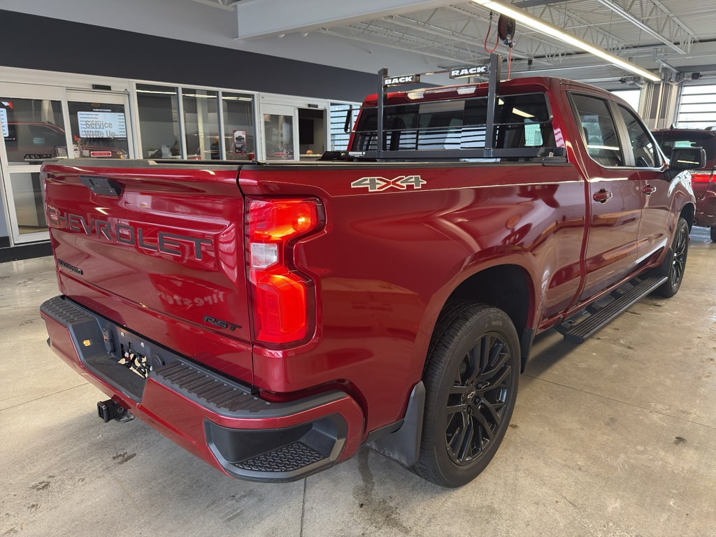 2022 Chevrolet Silverado RST