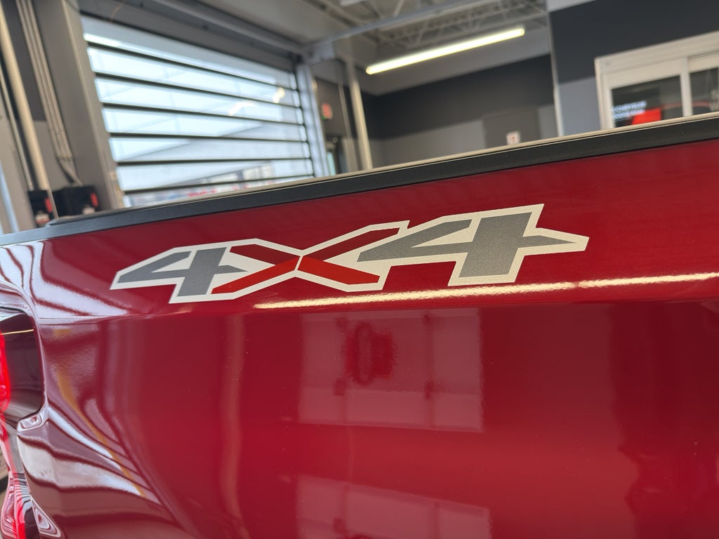 2022 Chevrolet Silverado RST