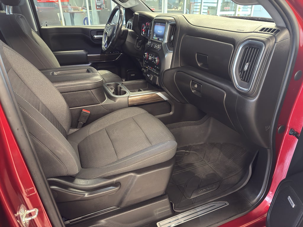 2022 Chevrolet Silverado RST