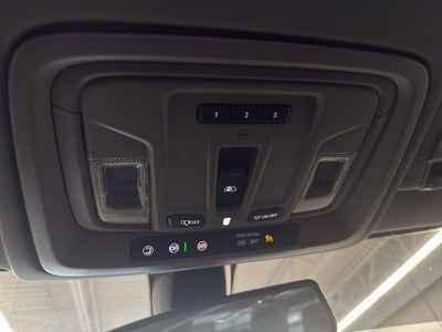 2022 Chevrolet Silverado RST