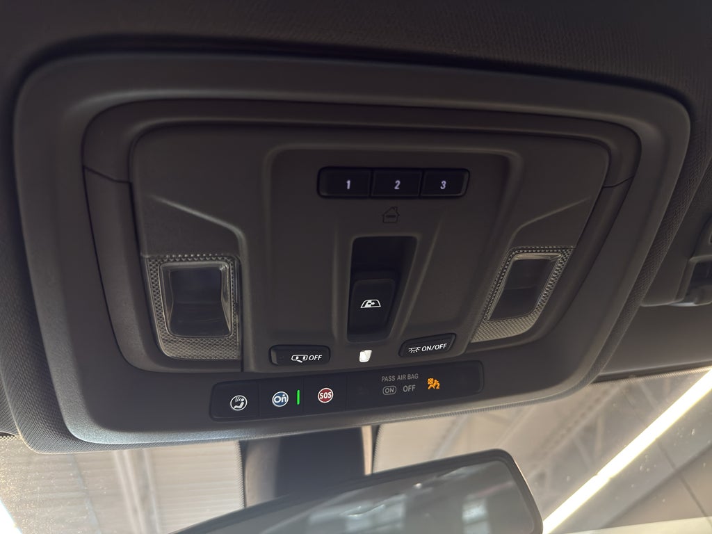 2022 Chevrolet Silverado RST