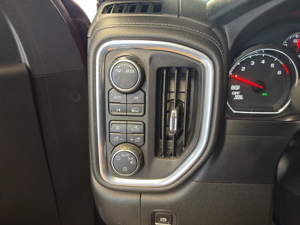 2022 Chevrolet Silverado RST