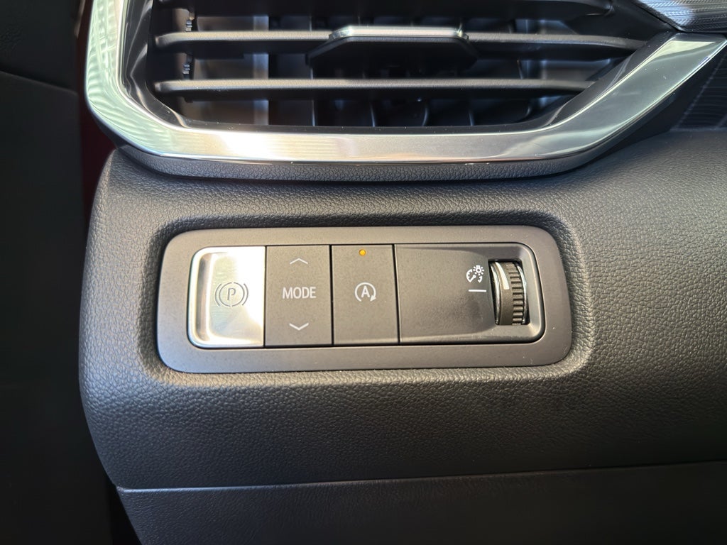 2025 GMC Acadia FWD Elevation