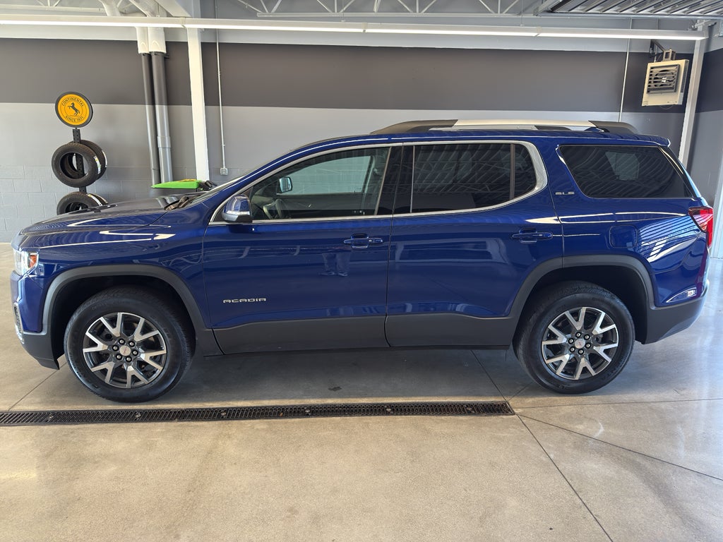 2023 GMC Acadia SLE