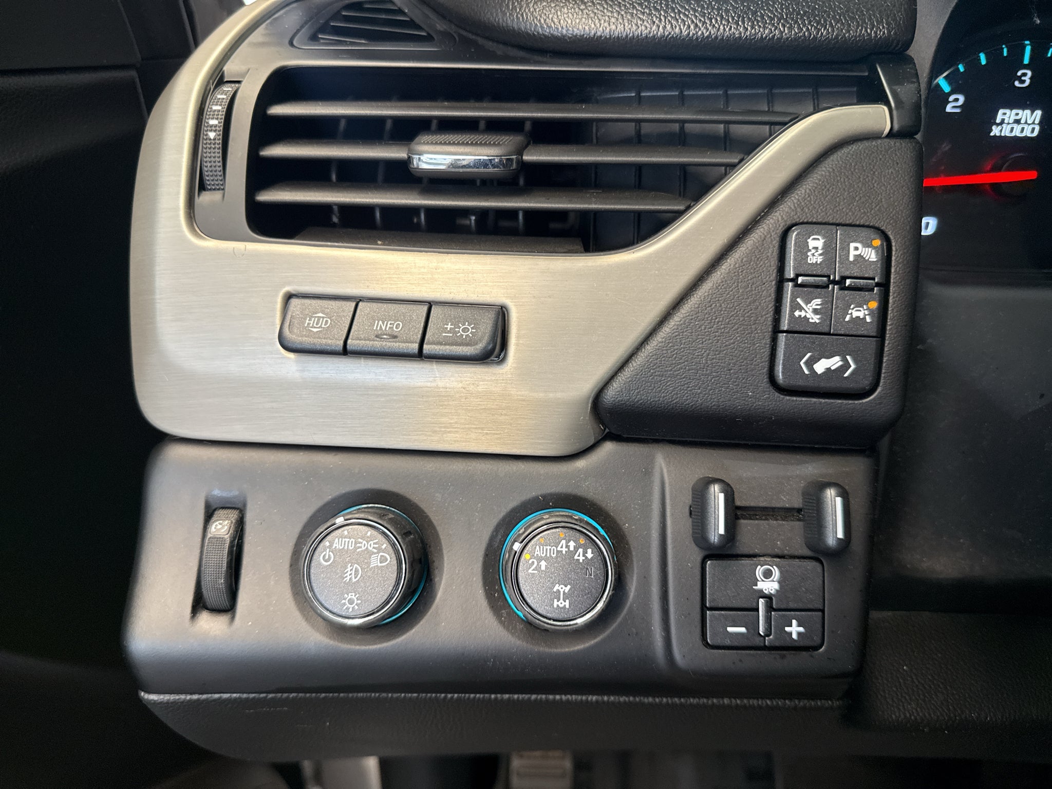 2020 GMC Yukon XL Denali