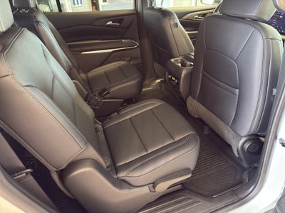2026 Chevrolet Traverse FWD LT