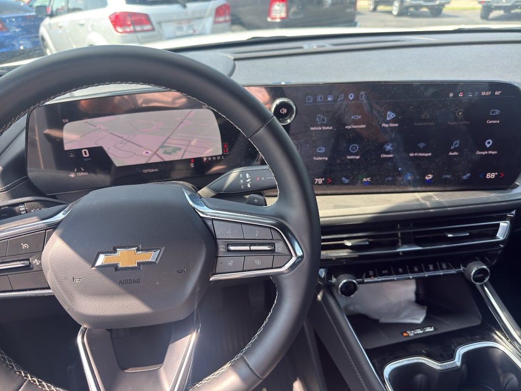 2026 Chevrolet Traverse FWD LT