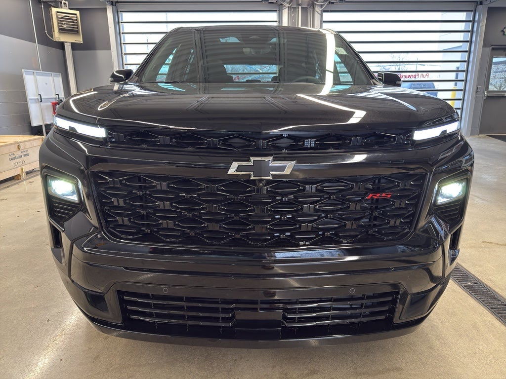 2025 Chevrolet Traverse FWD RS