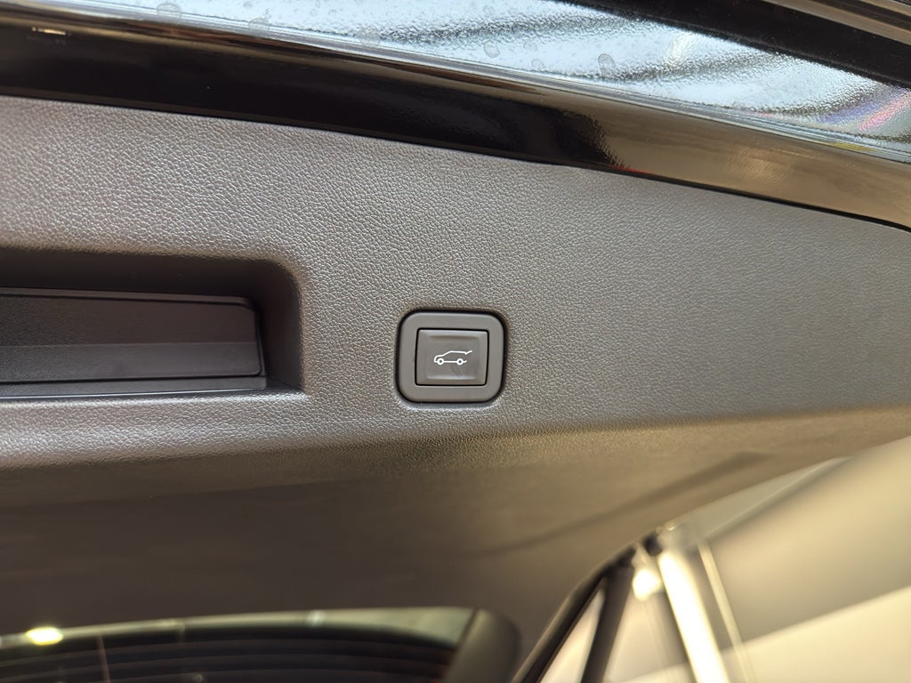 2025 Chevrolet Traverse FWD RS