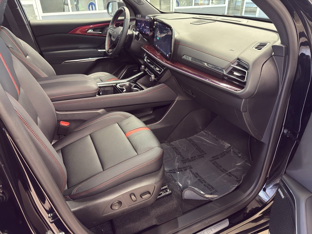 2025 Chevrolet Traverse FWD RS