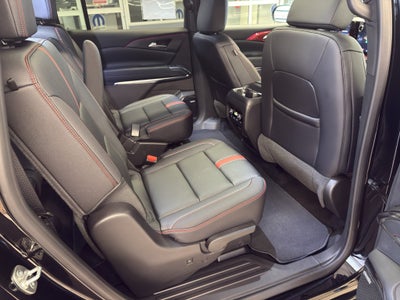 2025 Chevrolet Traverse FWD RS