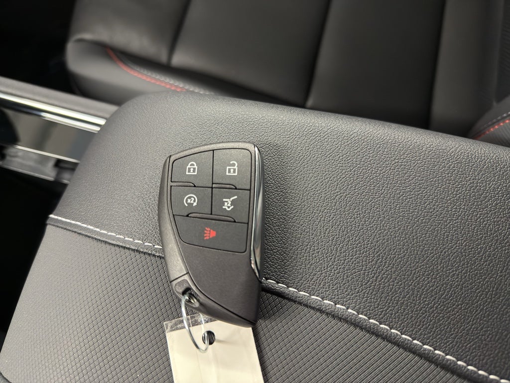 2025 Chevrolet Traverse FWD RS