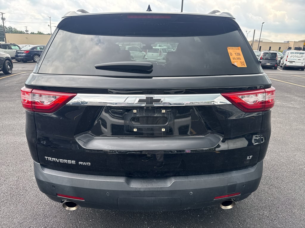 2021 Chevrolet Traverse LT Leather