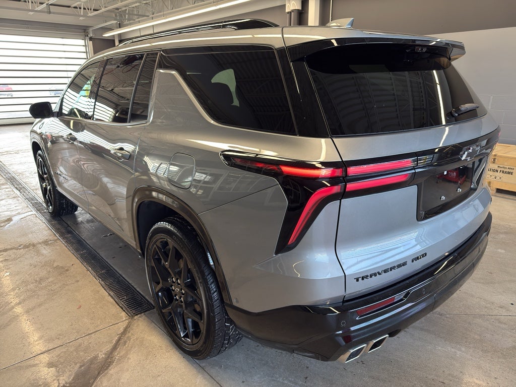 2025 Chevrolet Traverse RS