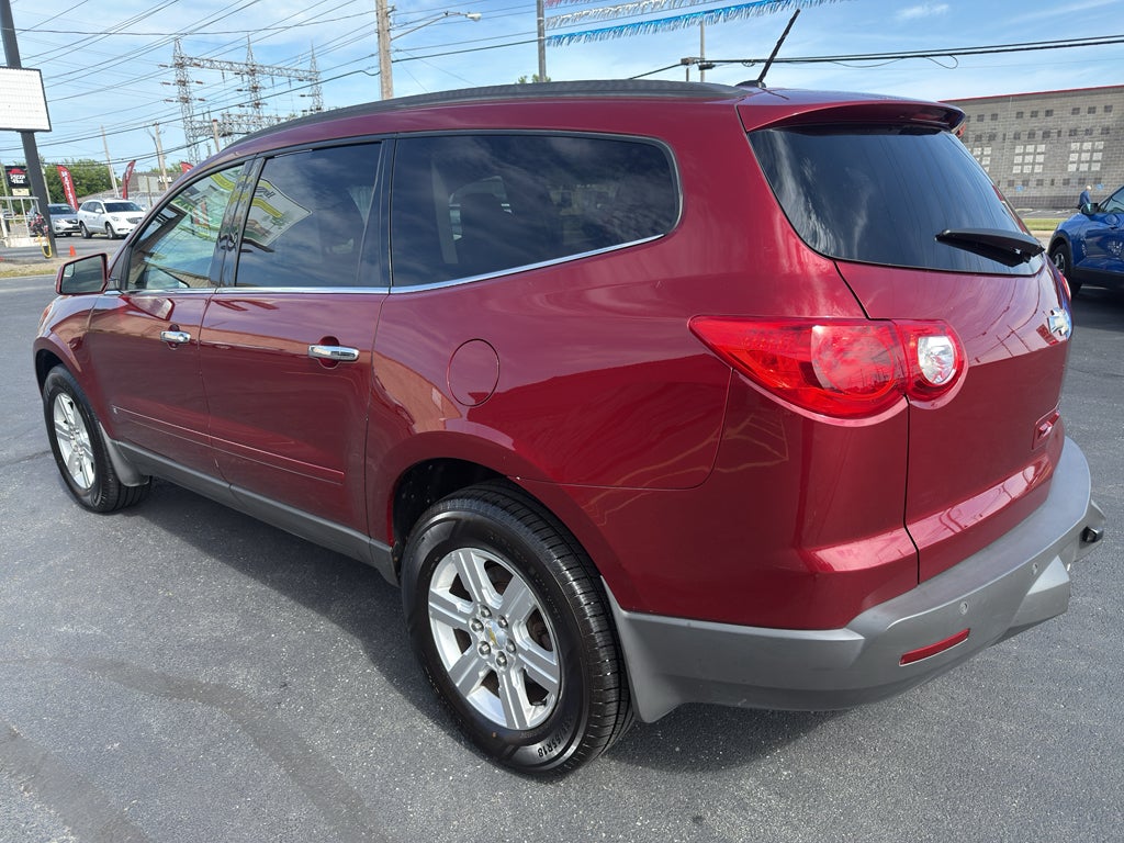 2010 Chevrolet Traverse LT w/2LT