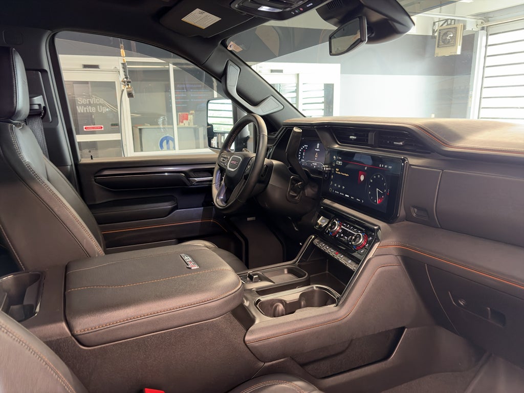 2024 GMC Sierra AT4