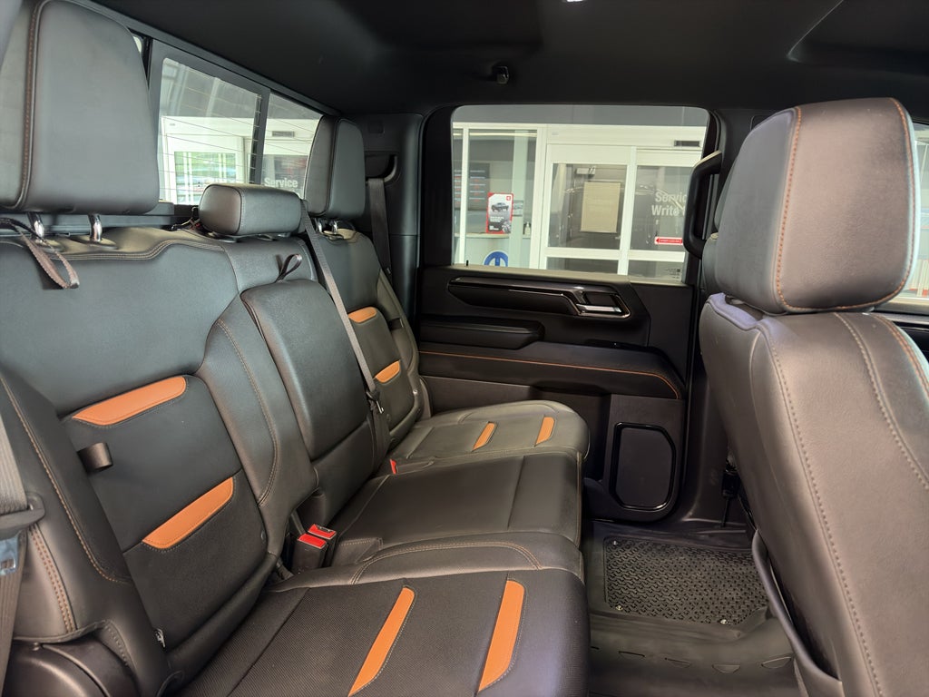 2024 GMC Sierra AT4