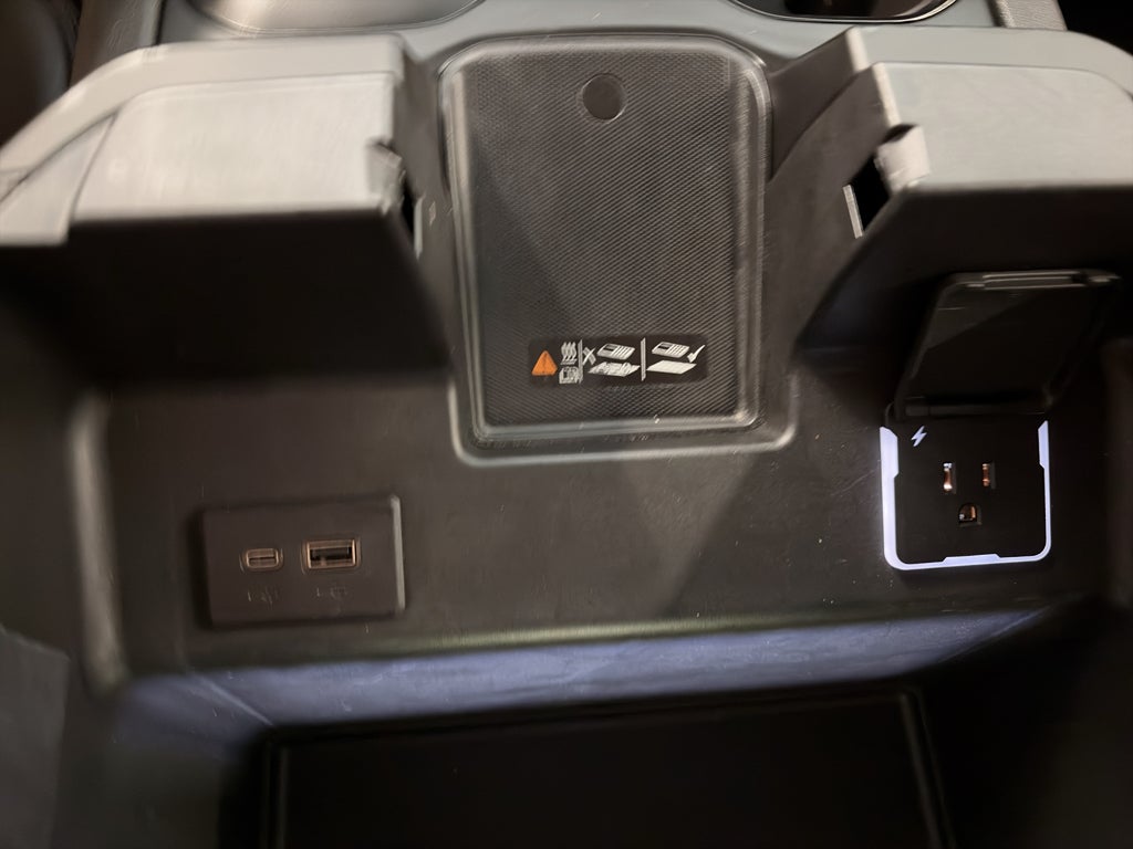 2024 GMC Sierra AT4
