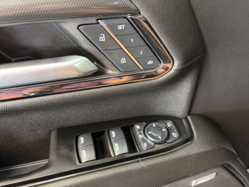 2024 GMC Sierra AT4