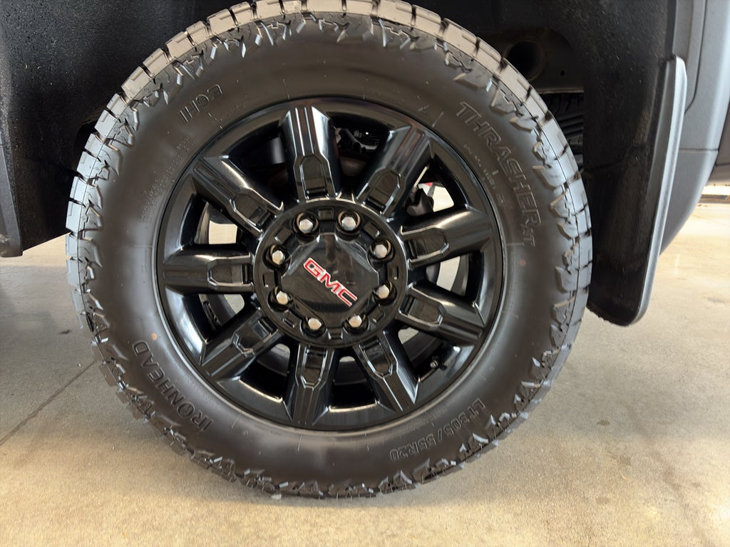 2024 GMC Sierra AT4