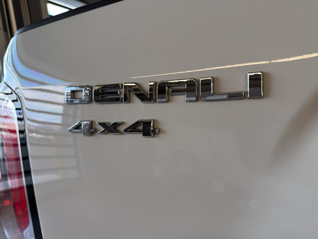 2021 GMC Canyon 4WD Denali
