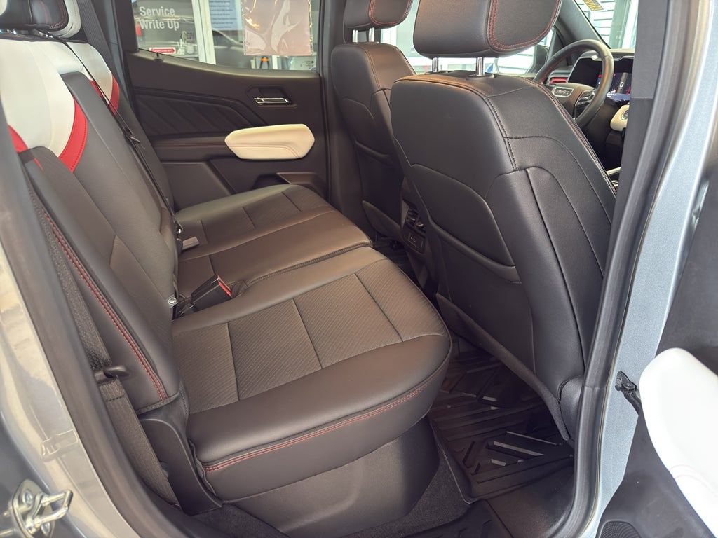 2024 GMC Canyon 4WD AT4X