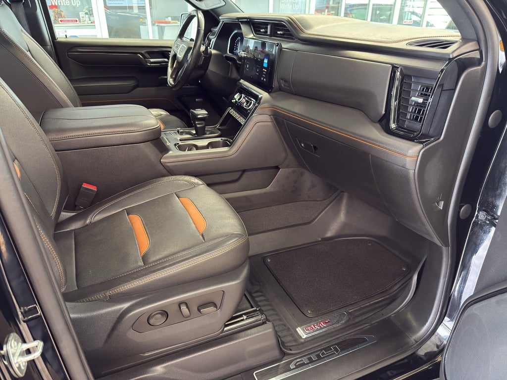 2023 GMC Sierra AT4