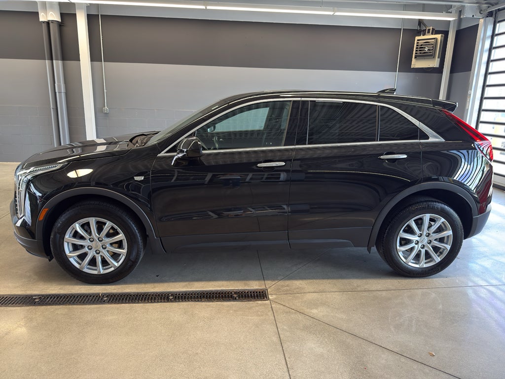 2023 Cadillac XT4 AWD Luxury