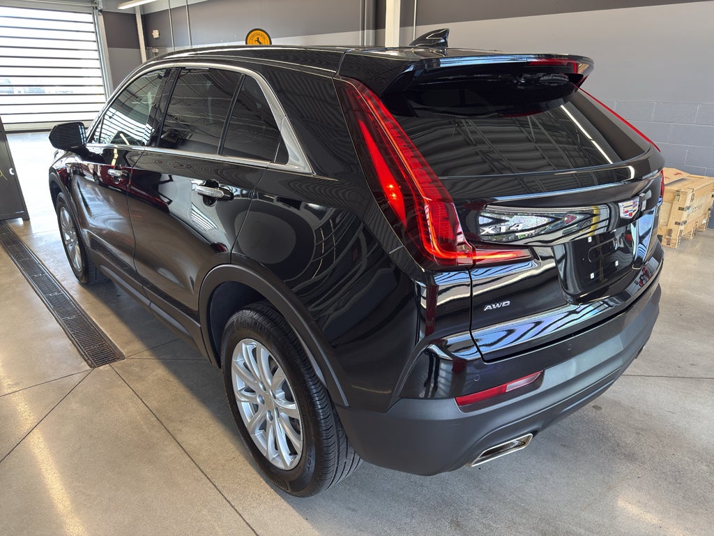 2023 Cadillac XT4 AWD Luxury