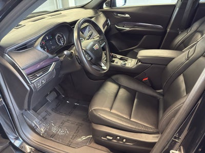 2023 Cadillac XT4 AWD Luxury