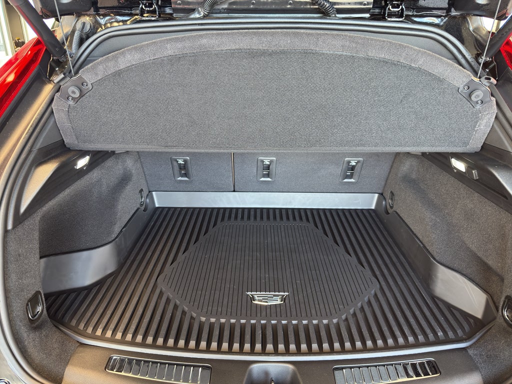 2024 Cadillac XT4 FWD Premium Luxury