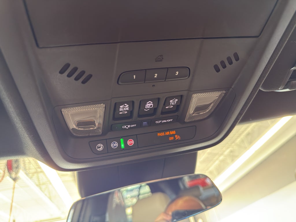 2024 Cadillac XT4 FWD Premium Luxury