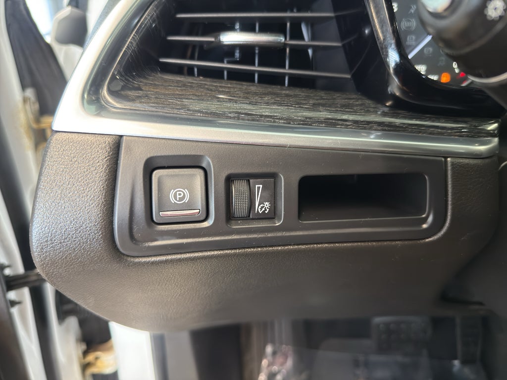2022 Cadillac XT5 AWD Premium Luxury