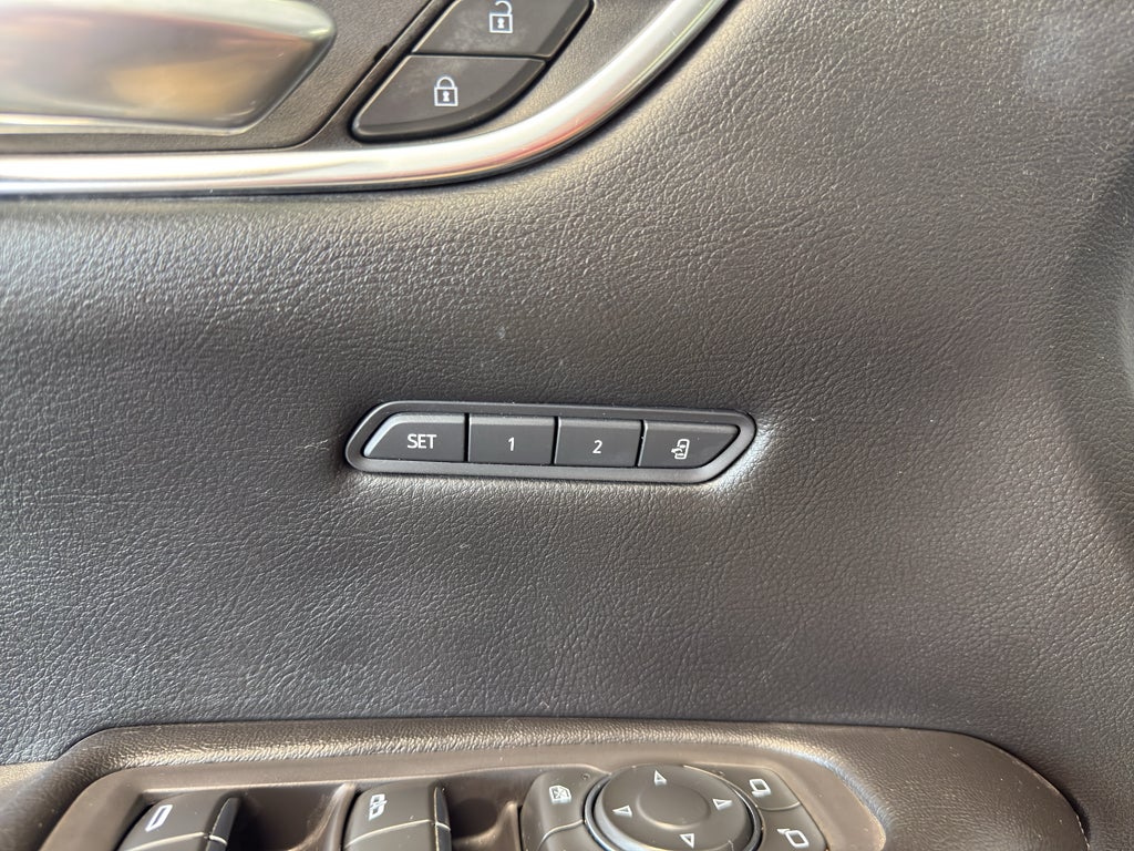 2022 Cadillac XT5 AWD Premium Luxury