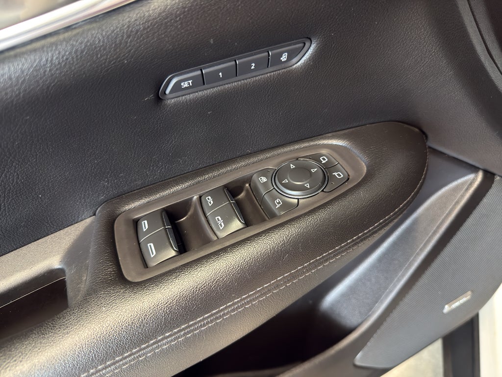 2022 Cadillac XT5 AWD Premium Luxury