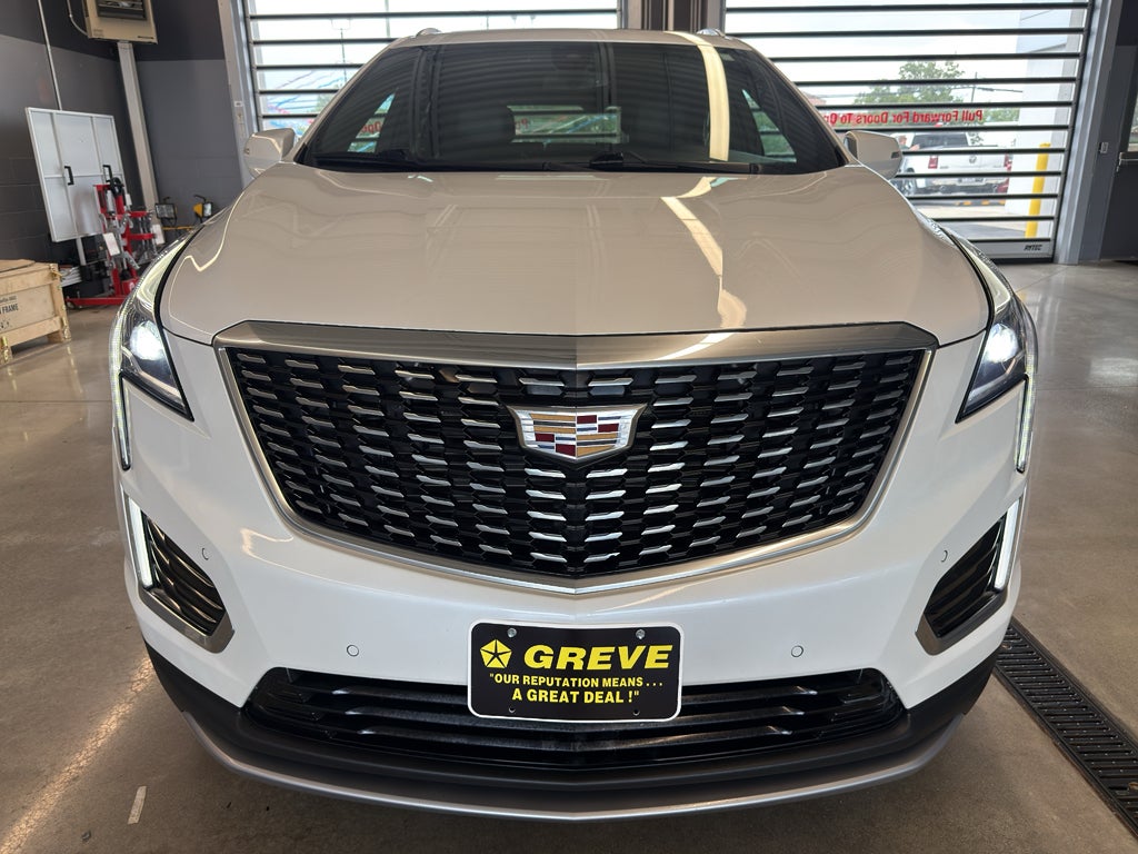 2022 Cadillac XT5 AWD Premium Luxury
