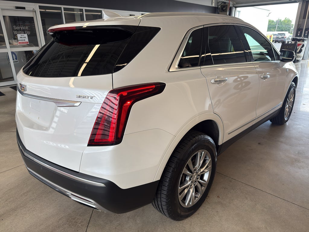 2022 Cadillac XT5 AWD Premium Luxury