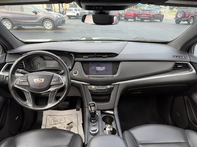 2022 Cadillac XT5 AWD Premium Luxury
