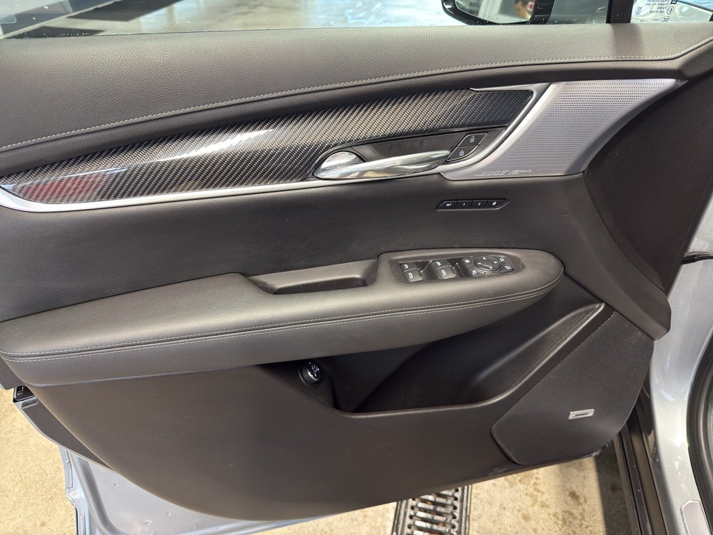 2024 Cadillac XT6 AWD Sport