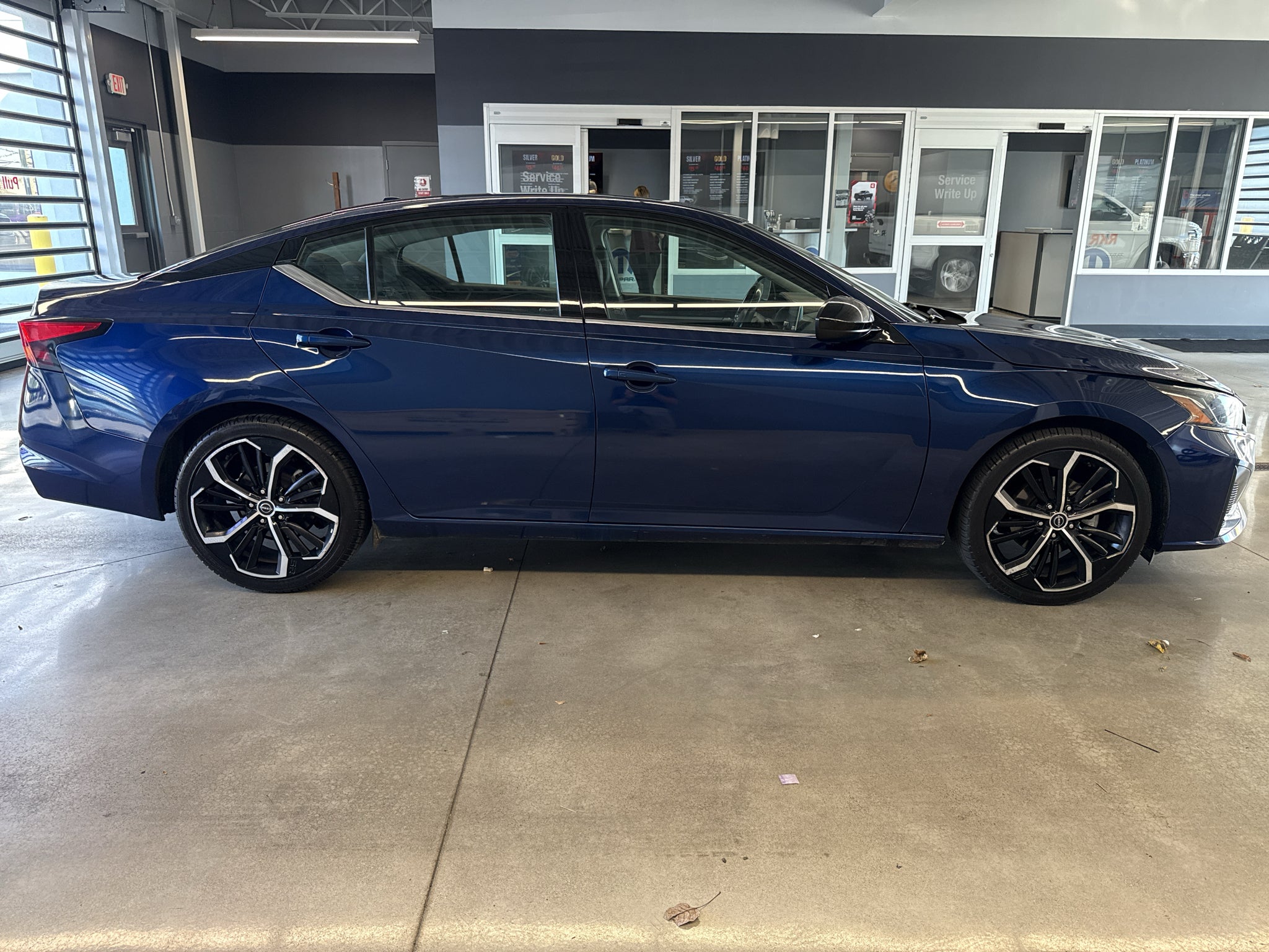 2023 Nissan Altima 2.5 SR