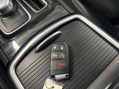 2021 Chrysler 300 Touring L