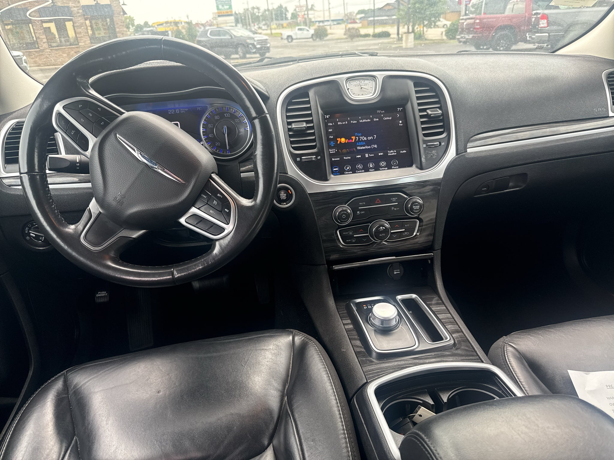 2021 Chrysler 300 Touring L