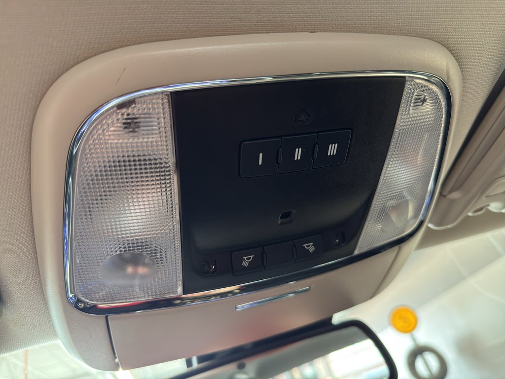 2023 Chrysler 300 300 Touring L