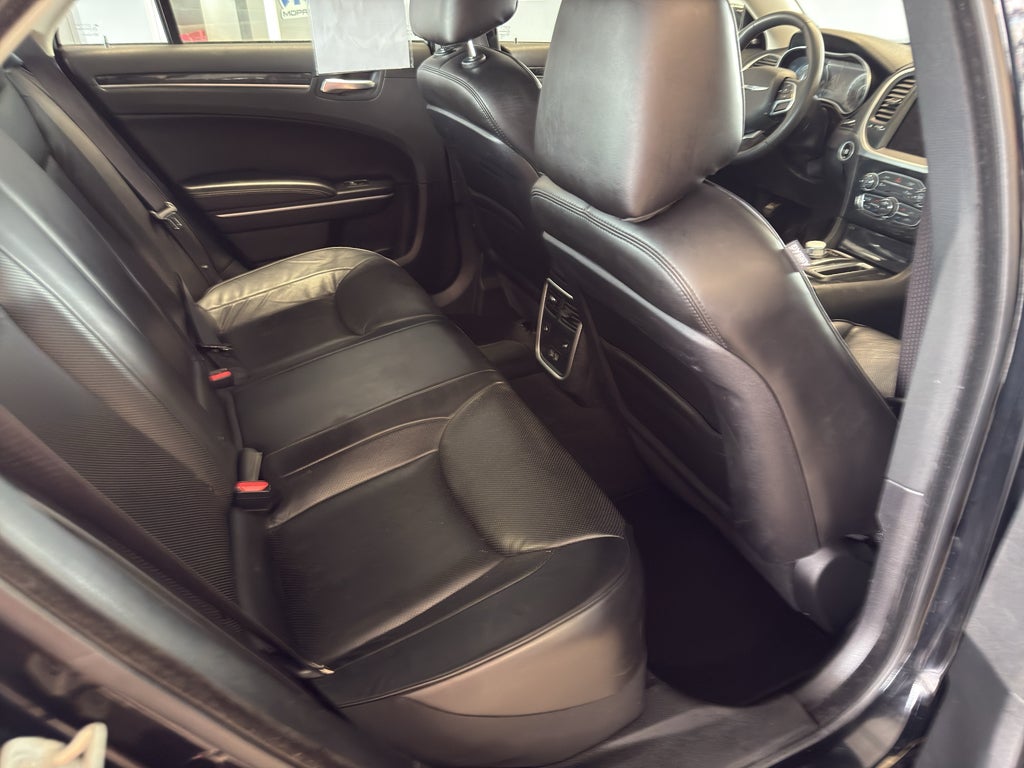 2023 Chrysler 300 300 Touring L