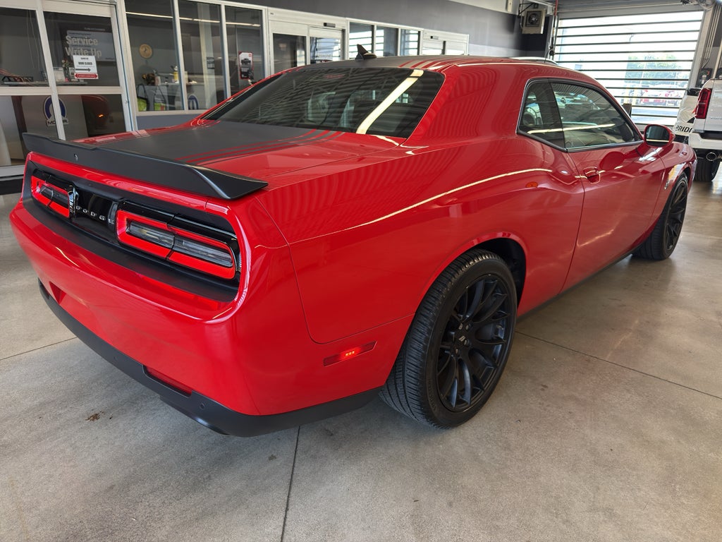 2018 Dodge Challenger 392 Hemi Scat Pack Shaker