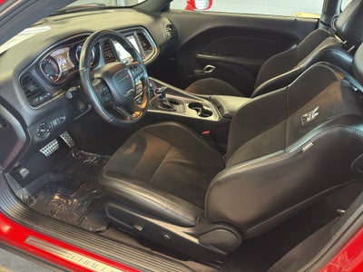 2018 Dodge Challenger 392 Hemi Scat Pack Shaker