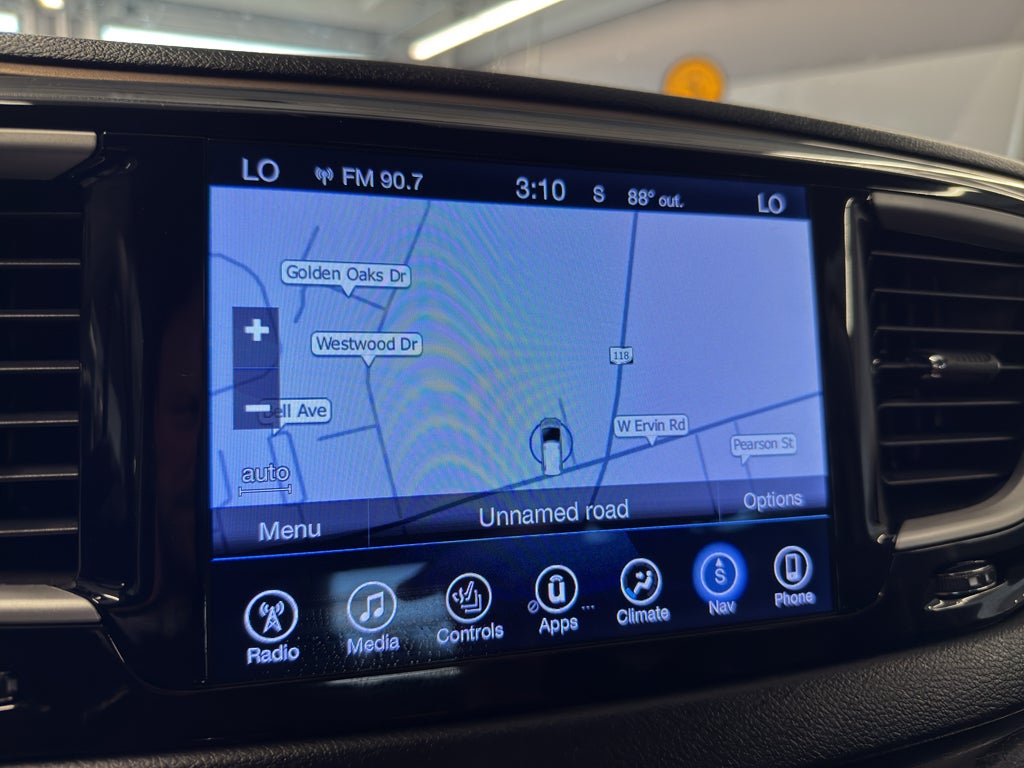 2017 Chrysler Pacifica Touring-L